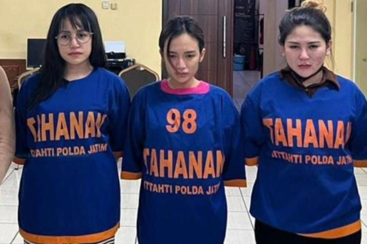 Tampang 3 Selebgram Surabaya Tersangka Investasi Bodong Bawa ari Rp 4,8 M Demi Foya-foya, Alexa Dewi Warga Jombang