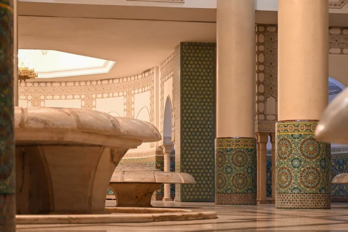 Panduan Cara I'tikaf di Masjid dan Hal yang Membatalkannya, yang Dilakukan saat Itikaf 