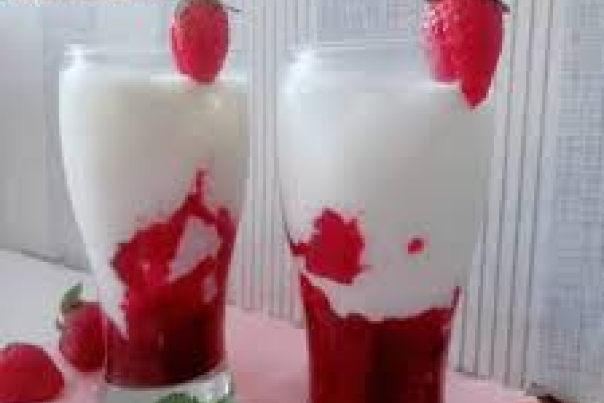 Kreasi Menggoda Strawberry Cheese Milk, Lezatnya Perpaduan Keju dan Susu, Cocok Jadi takjil atau Sajian di Hari Lebaraan 