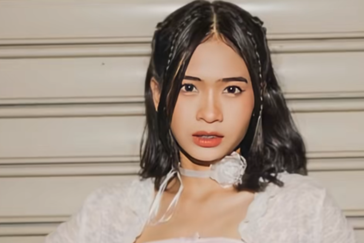 Apa Penyebab Flora Shafiqa Riyadi Mundur dari JKT48? Benarkah Akibat Tekanan Publik?